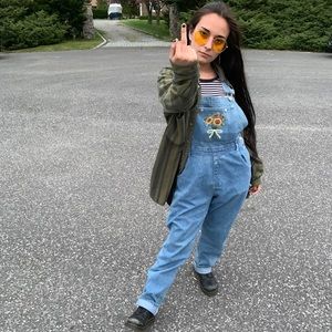 Meet your Posher, Amanda